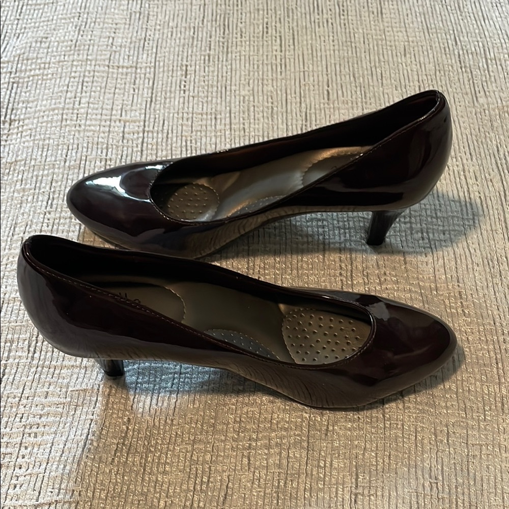 Elegant Dark Purple Women's Pumps